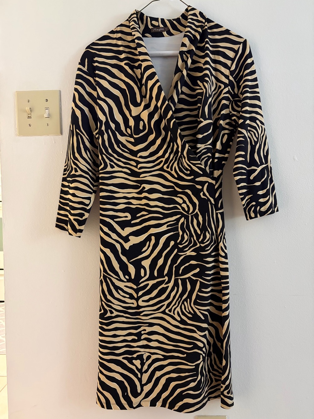 J. McLaughlin Classic Zebra Wrap Dress in Black and Cream - Small